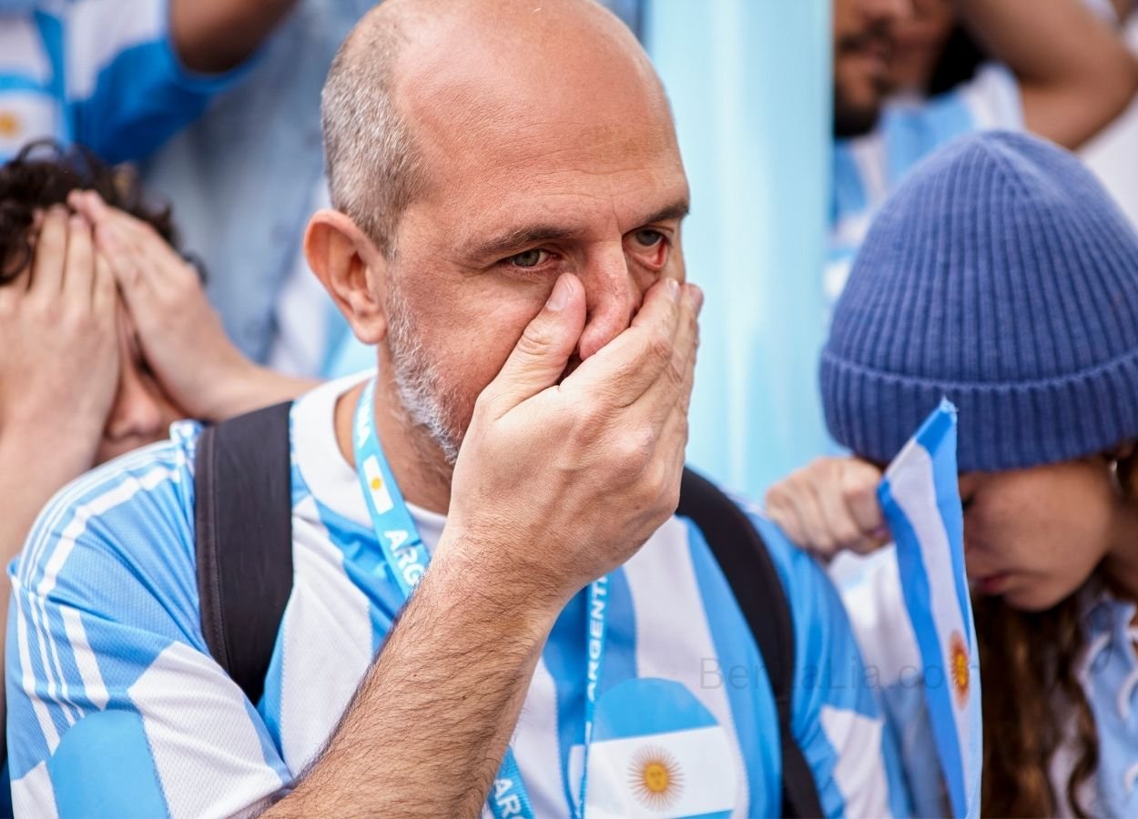 Suporter Argentina di Israel Kecewa Usai Kalah di Final Piala Dunia - BeritaLia.com